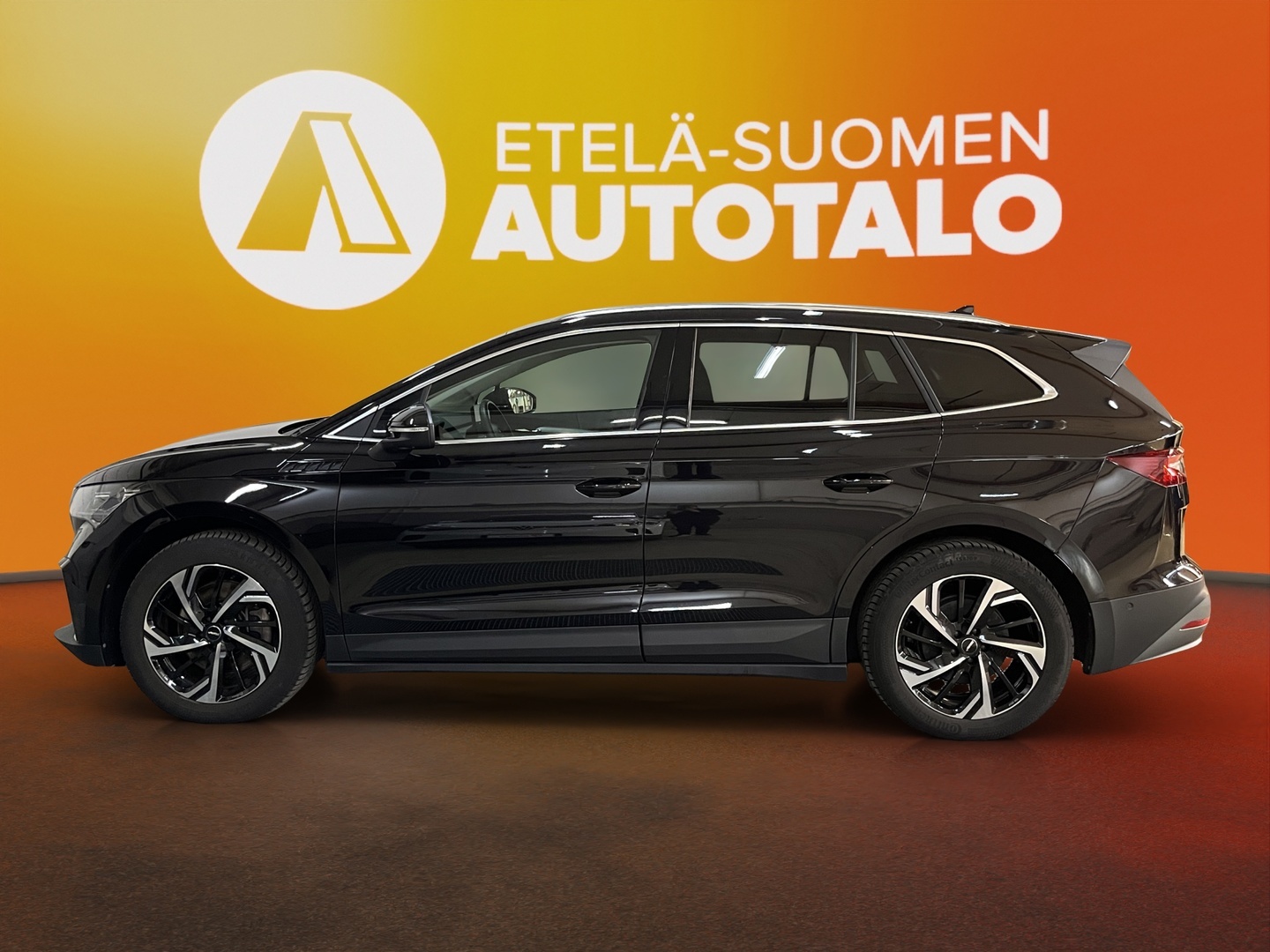 SKODA Enyaq 2025