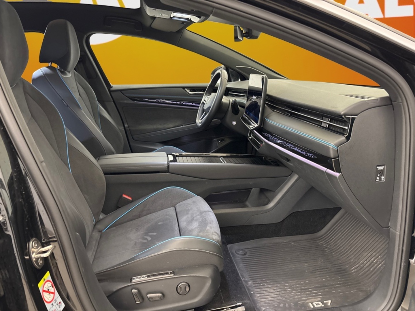 VOLKSWAGEN ID.7 2024