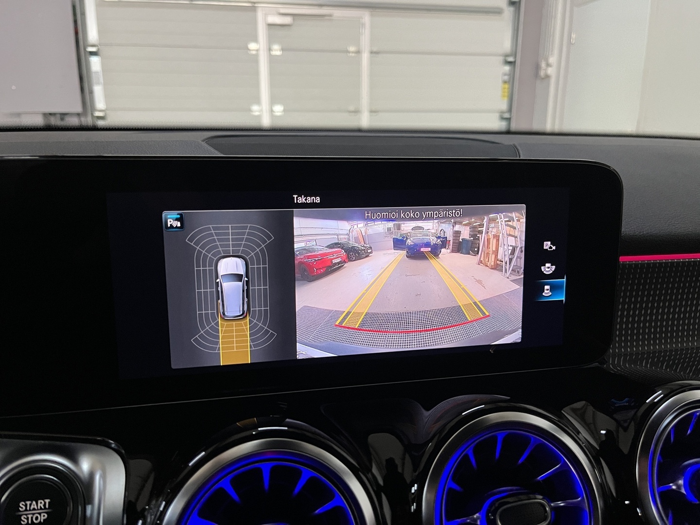 MERCEDES-BENZ EQB 2023