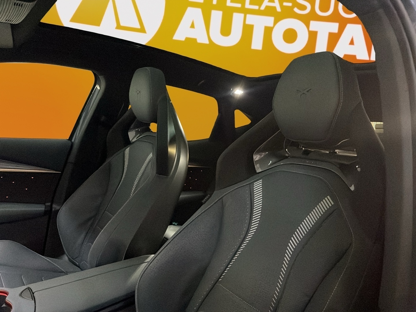 CUPRA Tavascan 2025