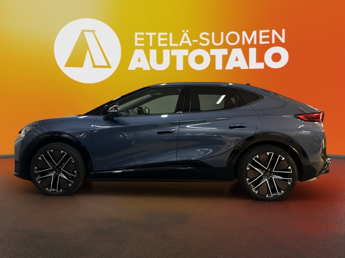 CUPRA Tavascan 2025