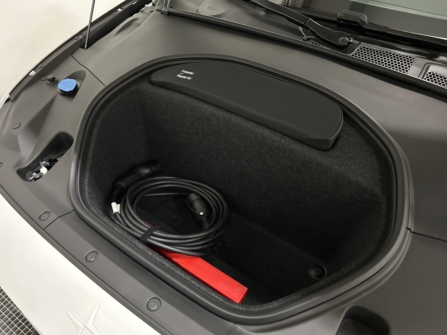 POLESTAR 2 2024