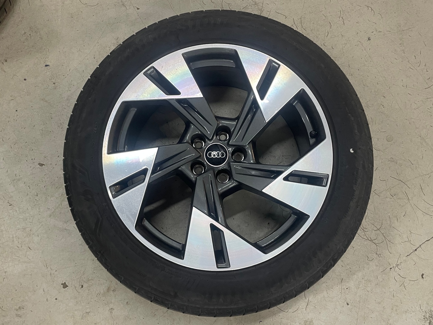 AUDI Q8 e-tron 2024