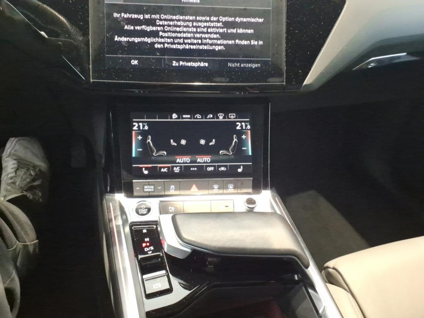 AUDI e-tron 2023