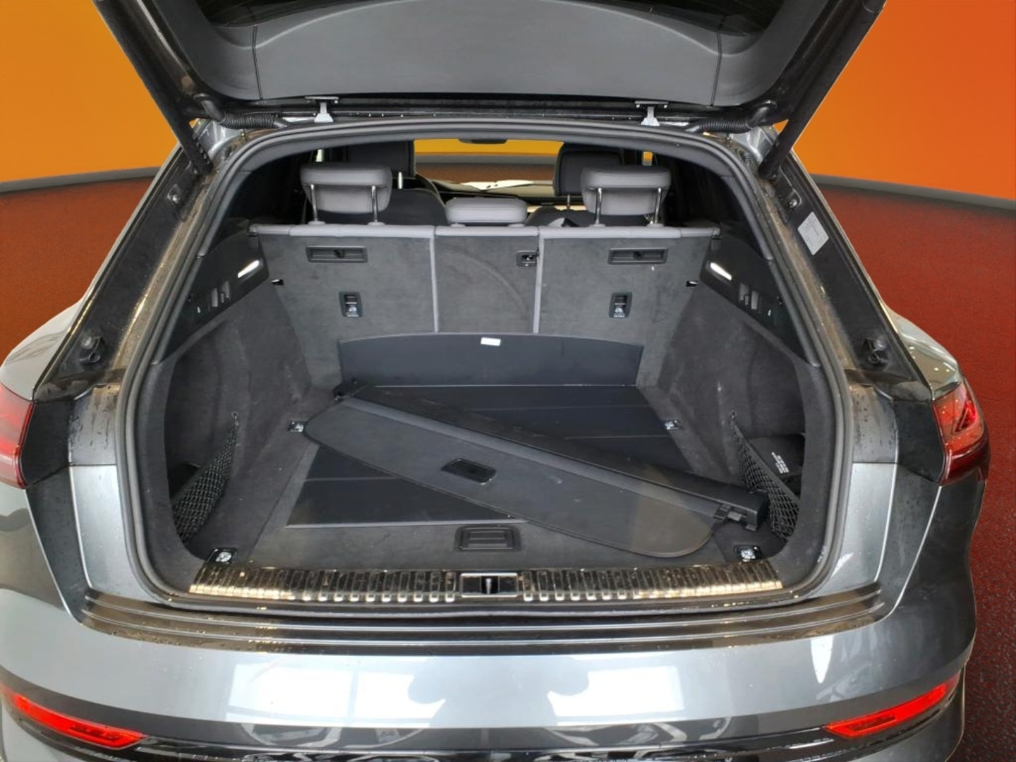 AUDI e-tron 2023