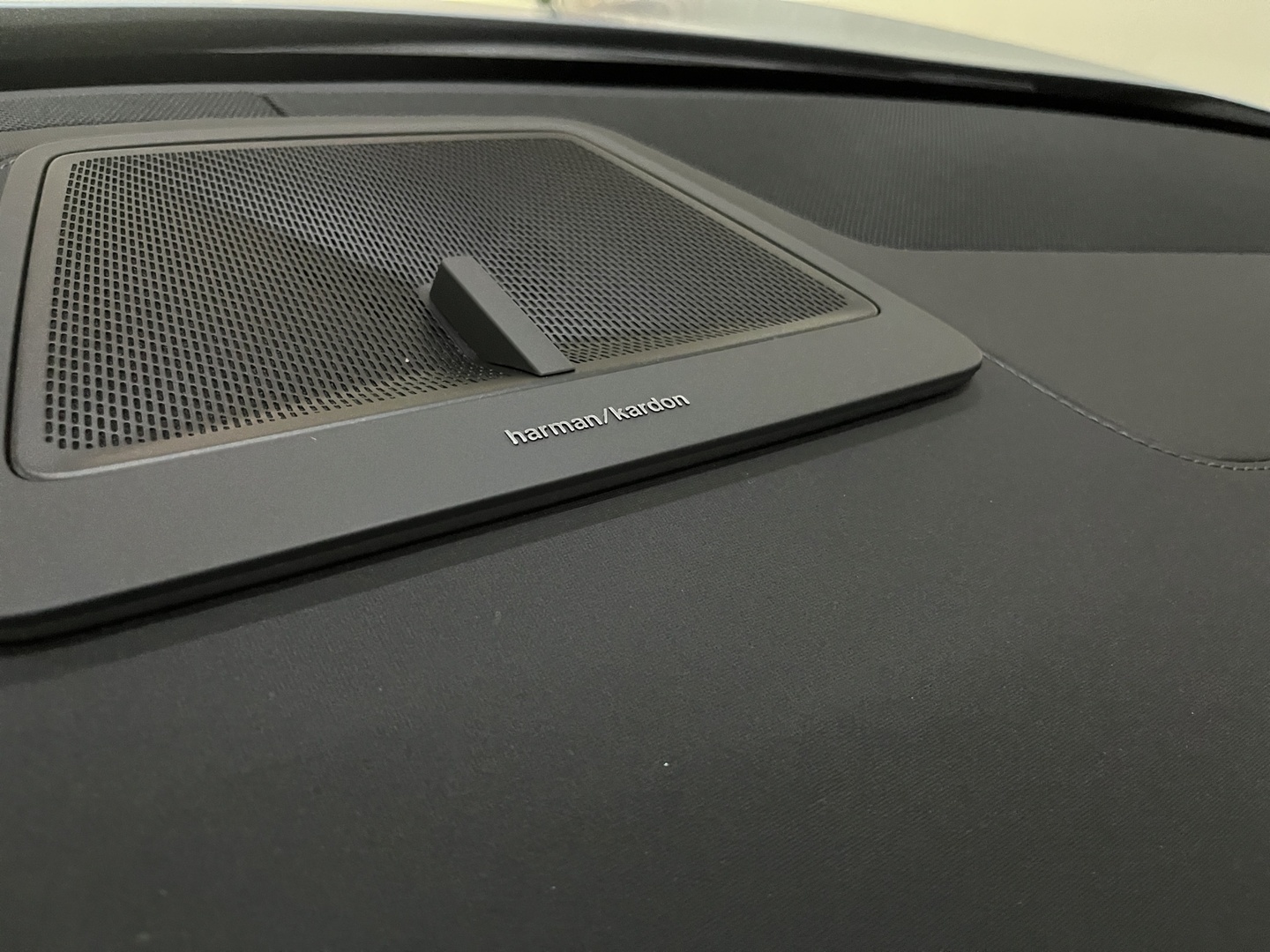 POLESTAR 4 17