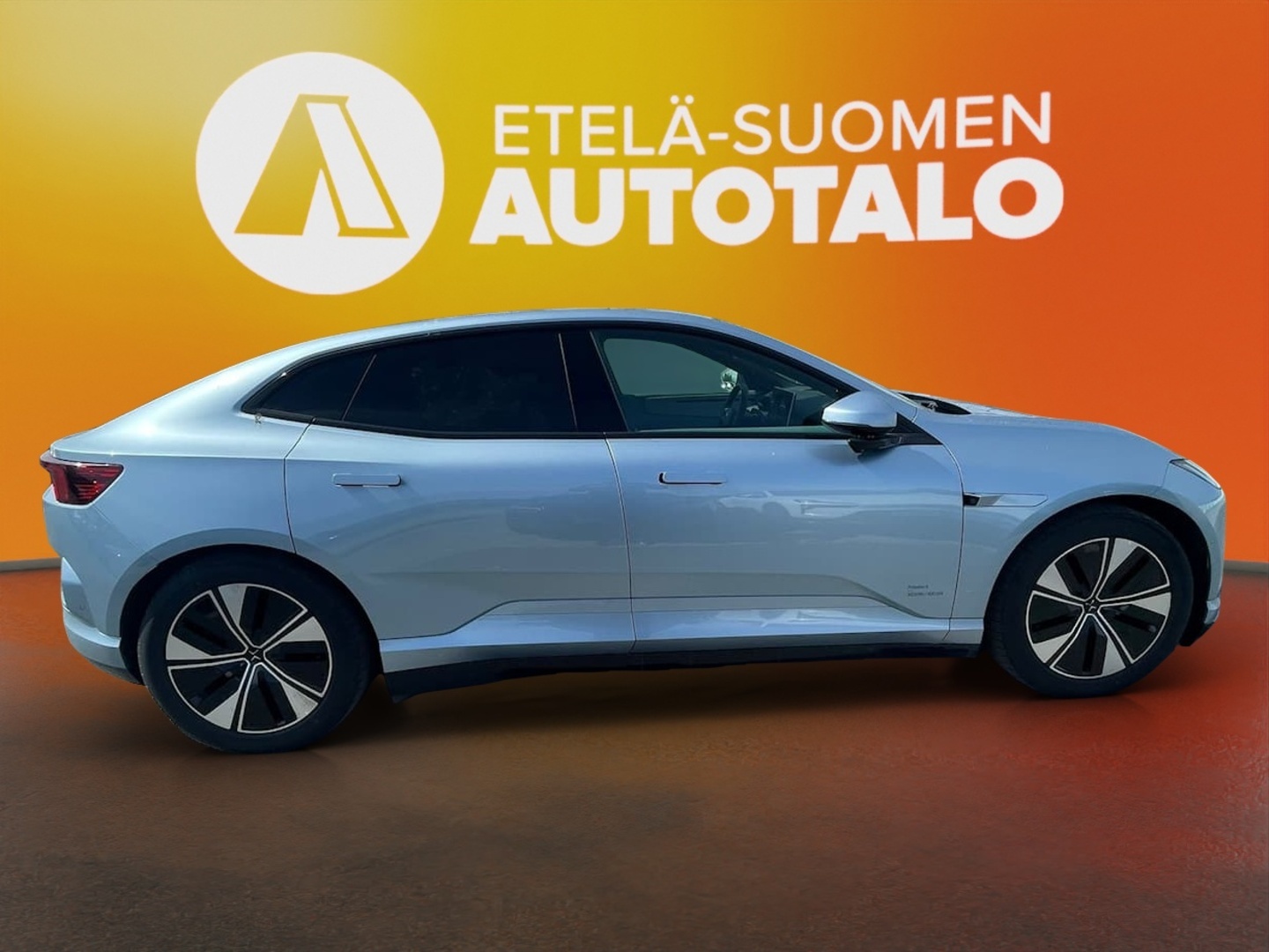 POLESTAR 4 2025
