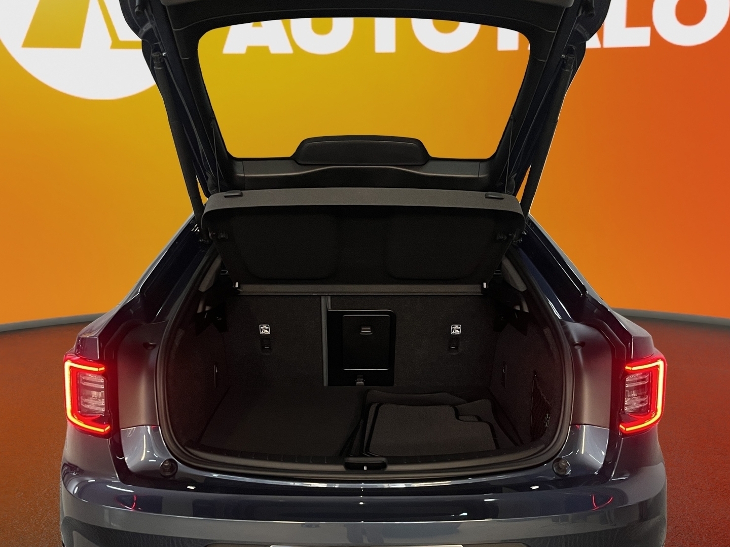 POLESTAR 2 2024