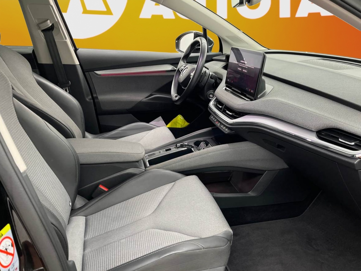 SKODA Enyaq 2024