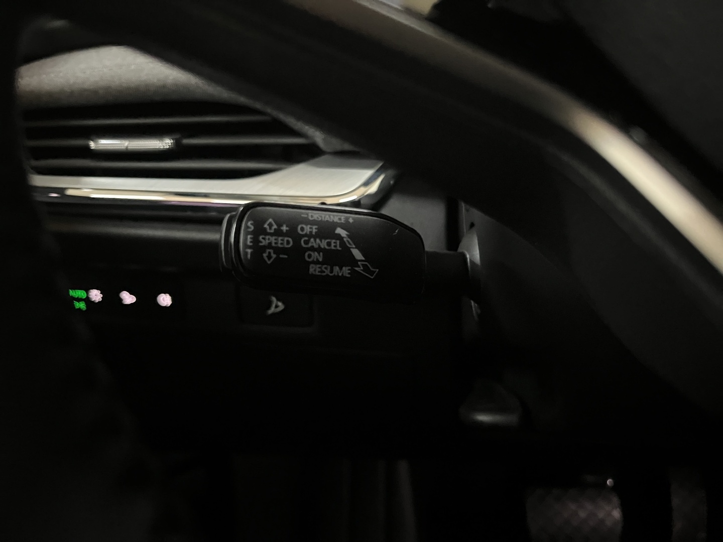 SKODA Enyaq 2025