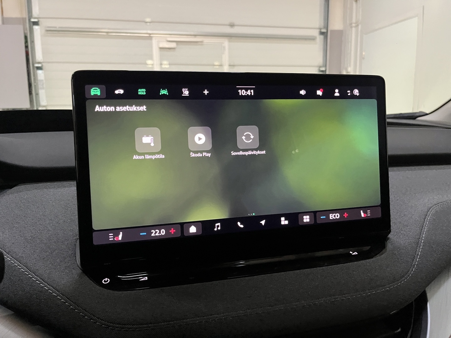 SKODA Enyaq 2025