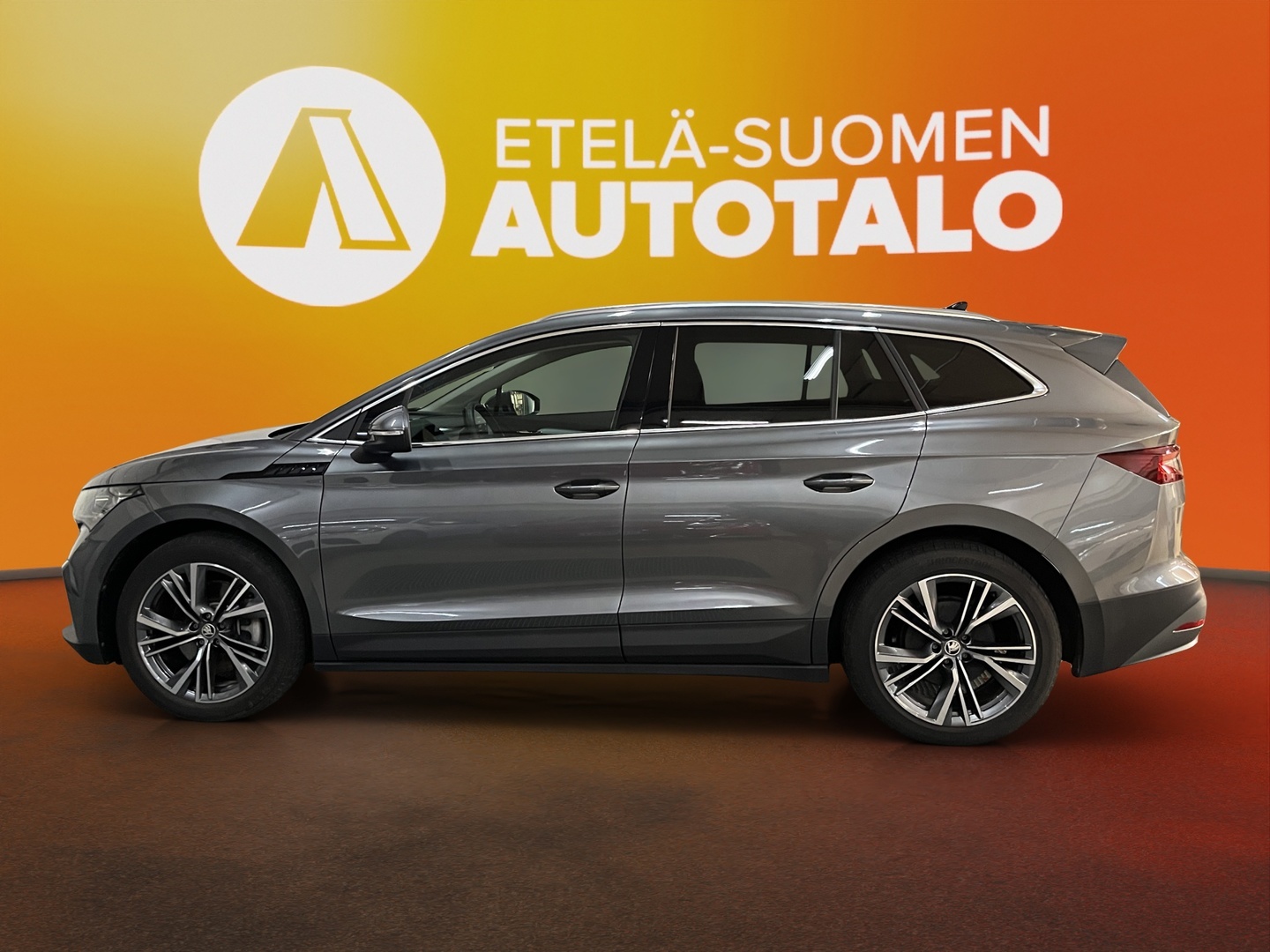 SKODA Enyaq 2025