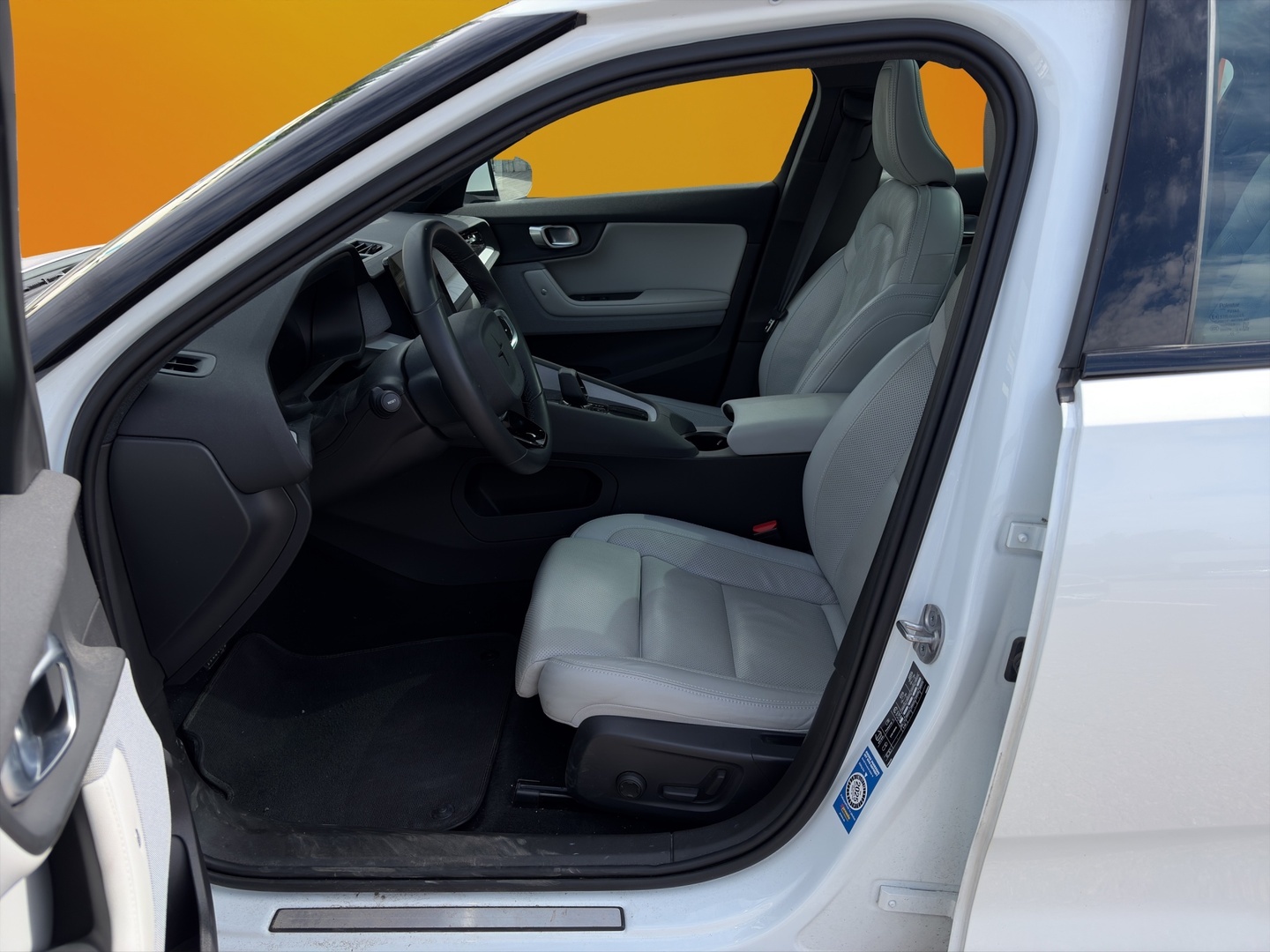 POLESTAR 2 2023
