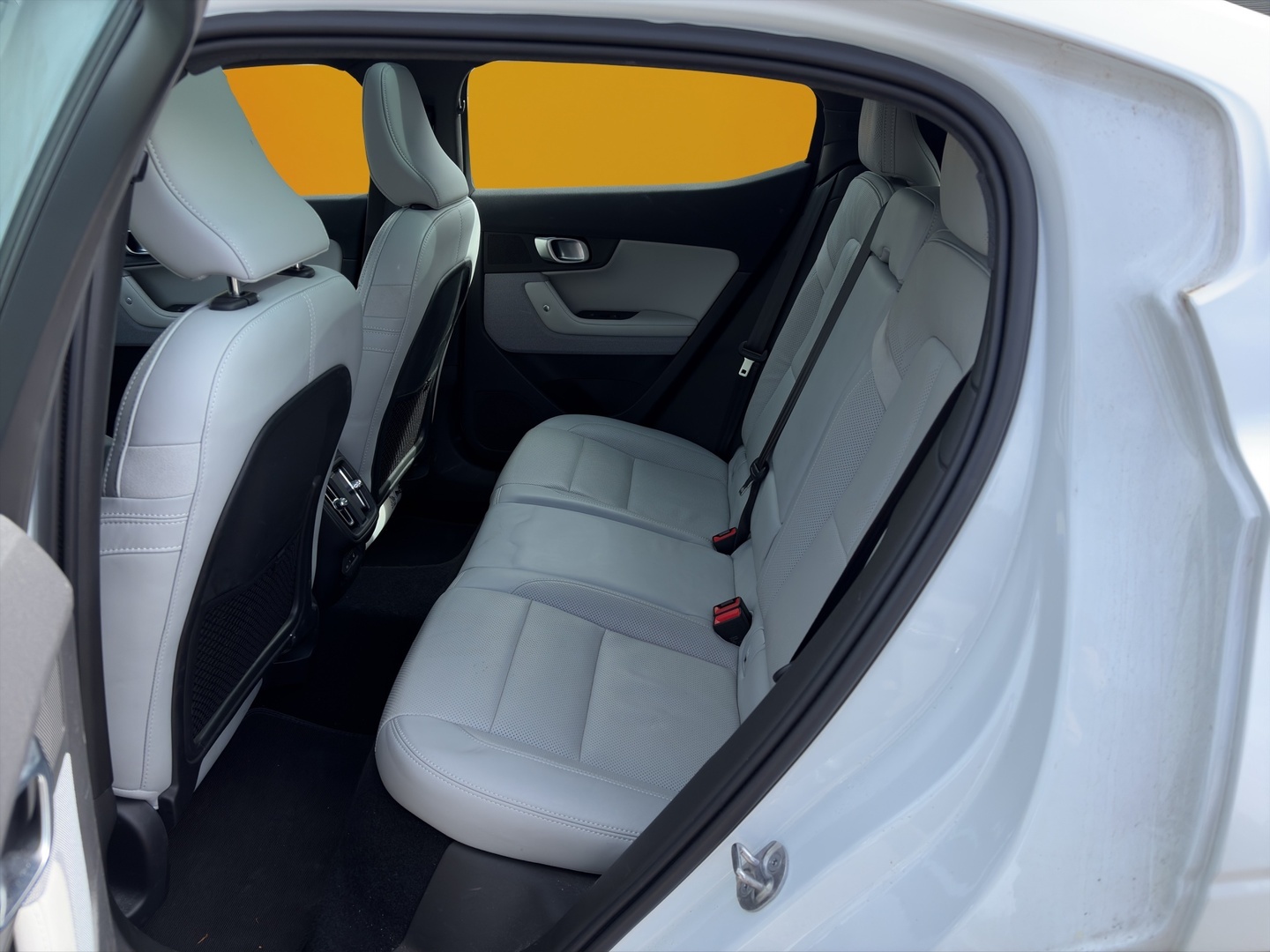 POLESTAR 2 2023