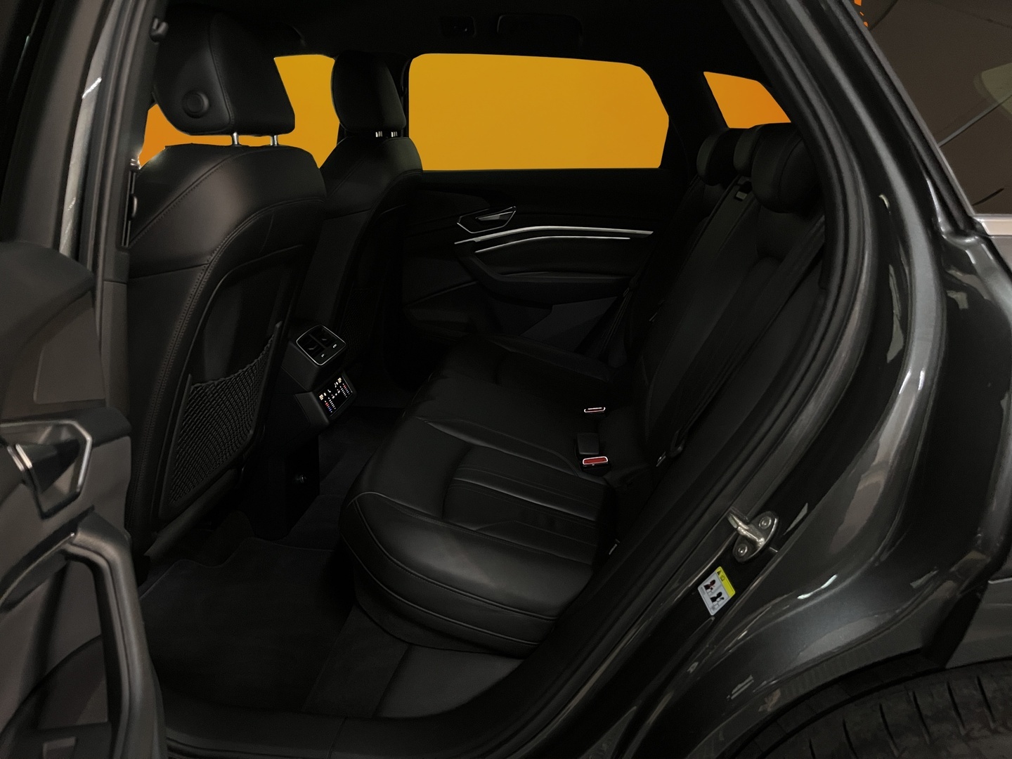 AUDI e-tron 2022