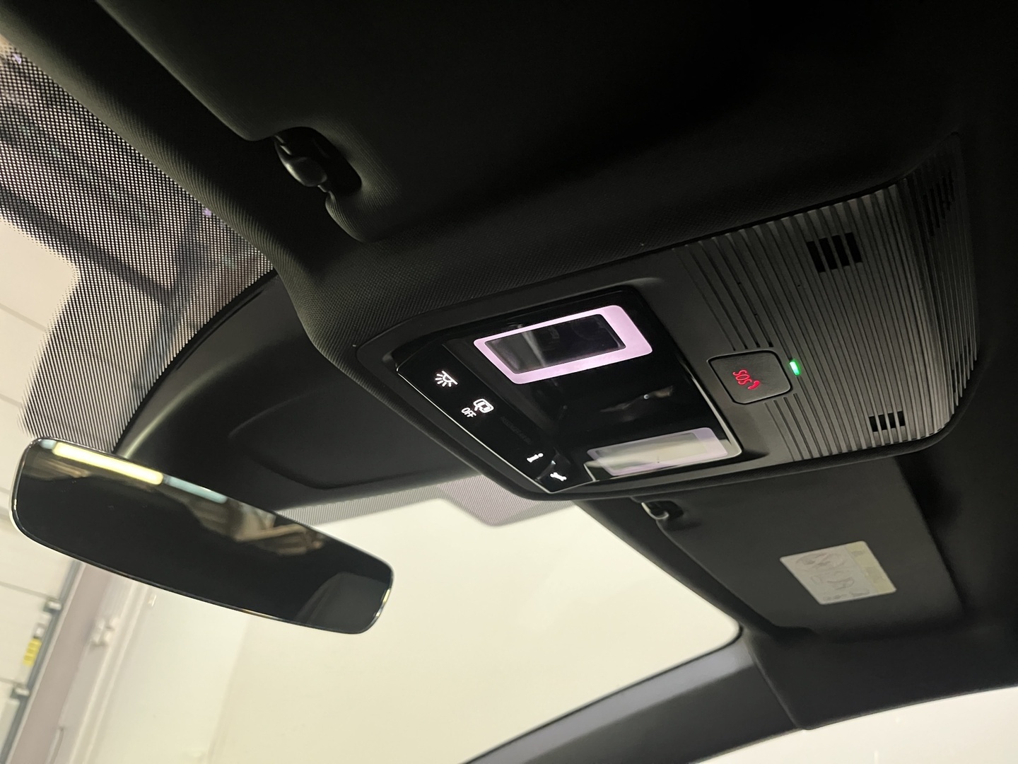 SKODA Enyaq 2024