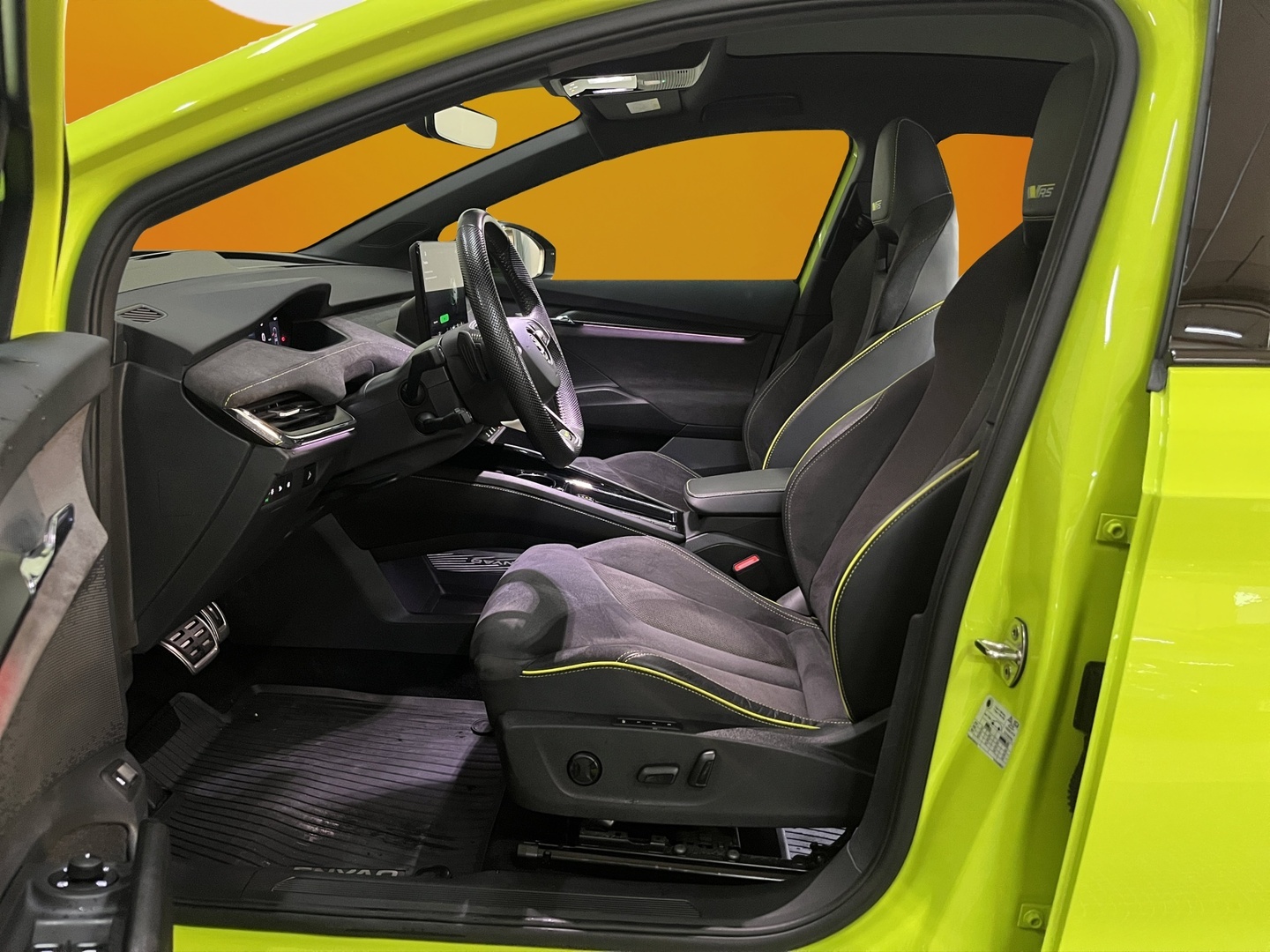 SKODA Enyaq 2024