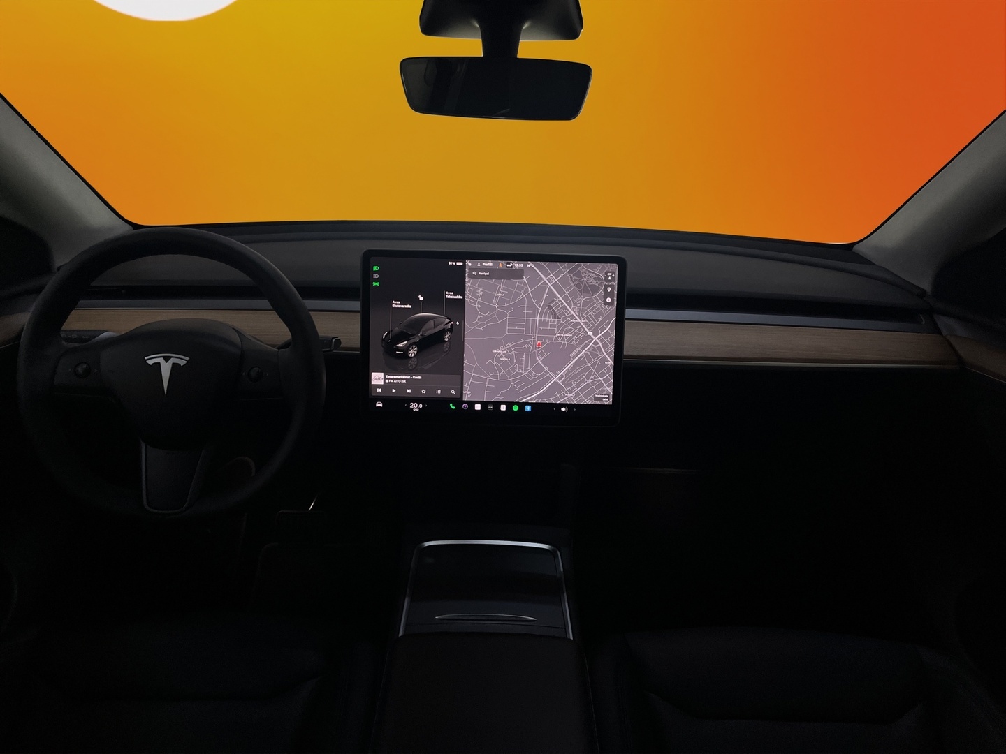 TESLA Model Y 2023