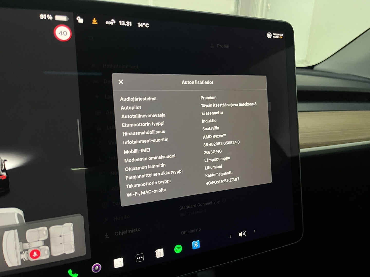 TESLA Model Y 2023
