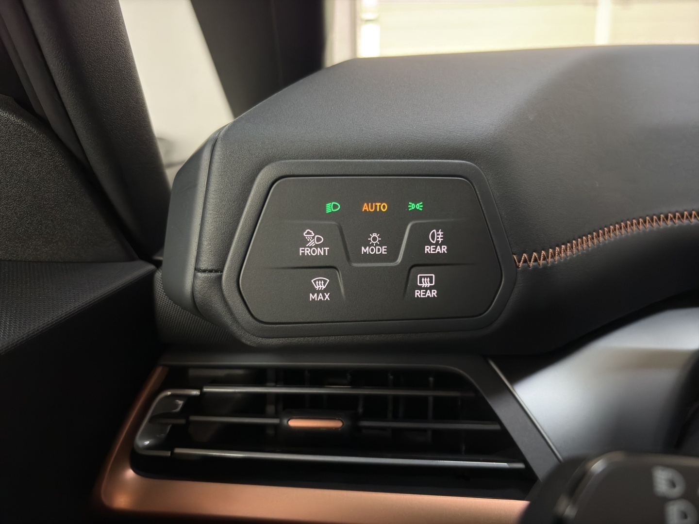CUPRA Born 2023