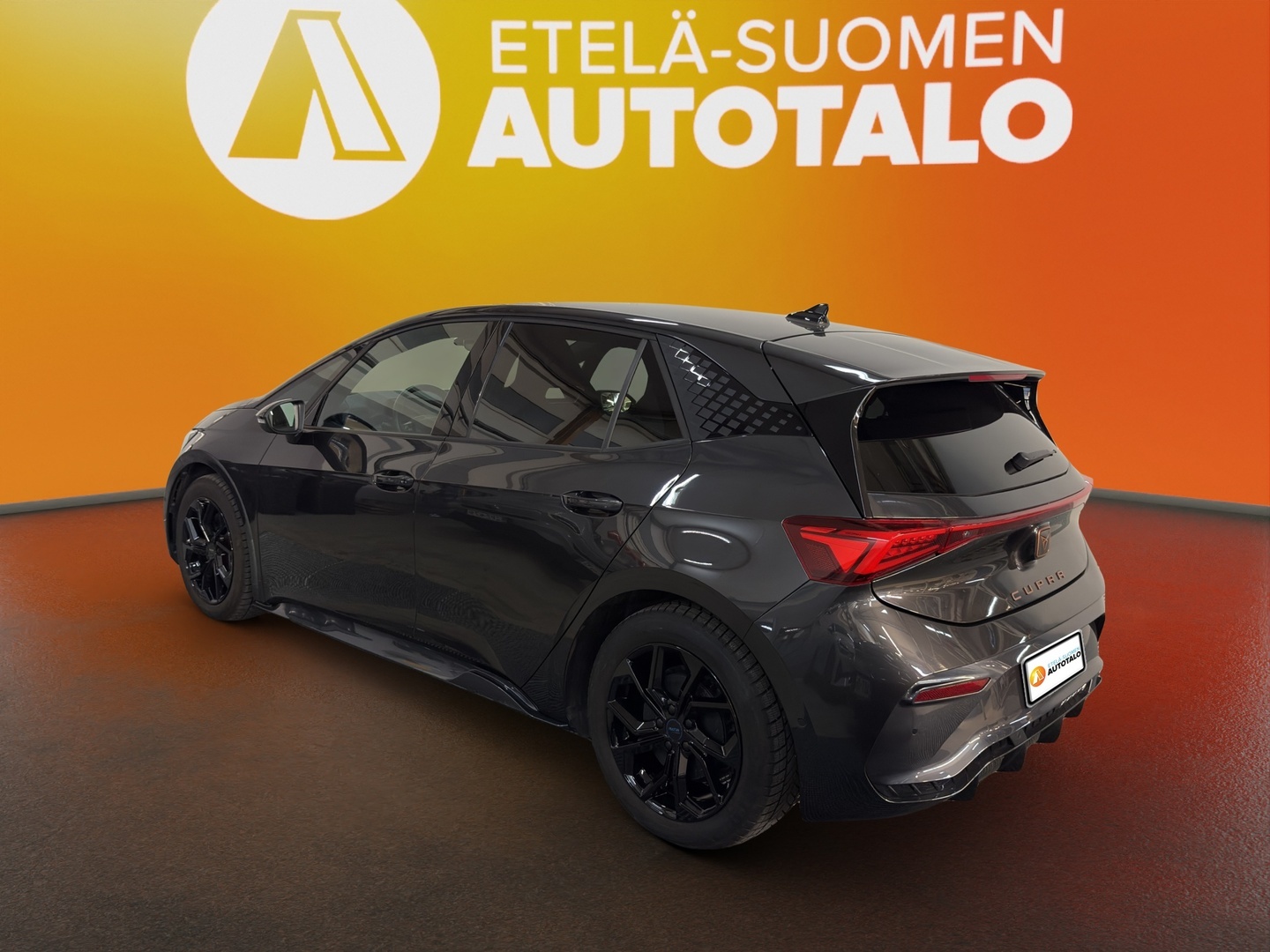 CUPRA Born 2023