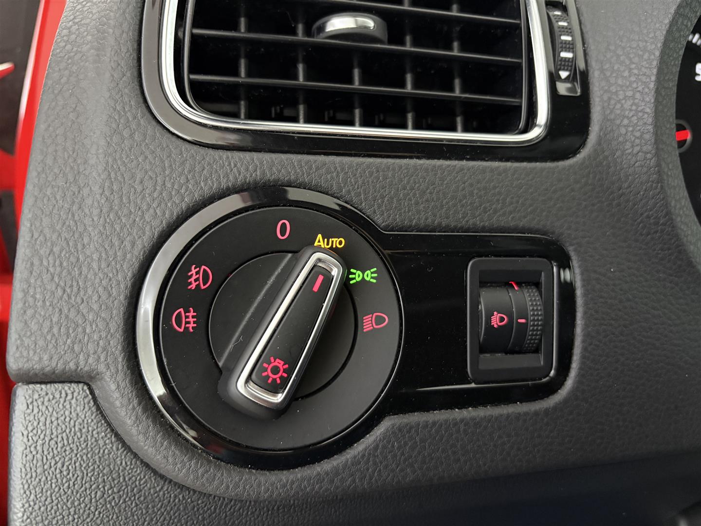 Volkswagen Polo 2015