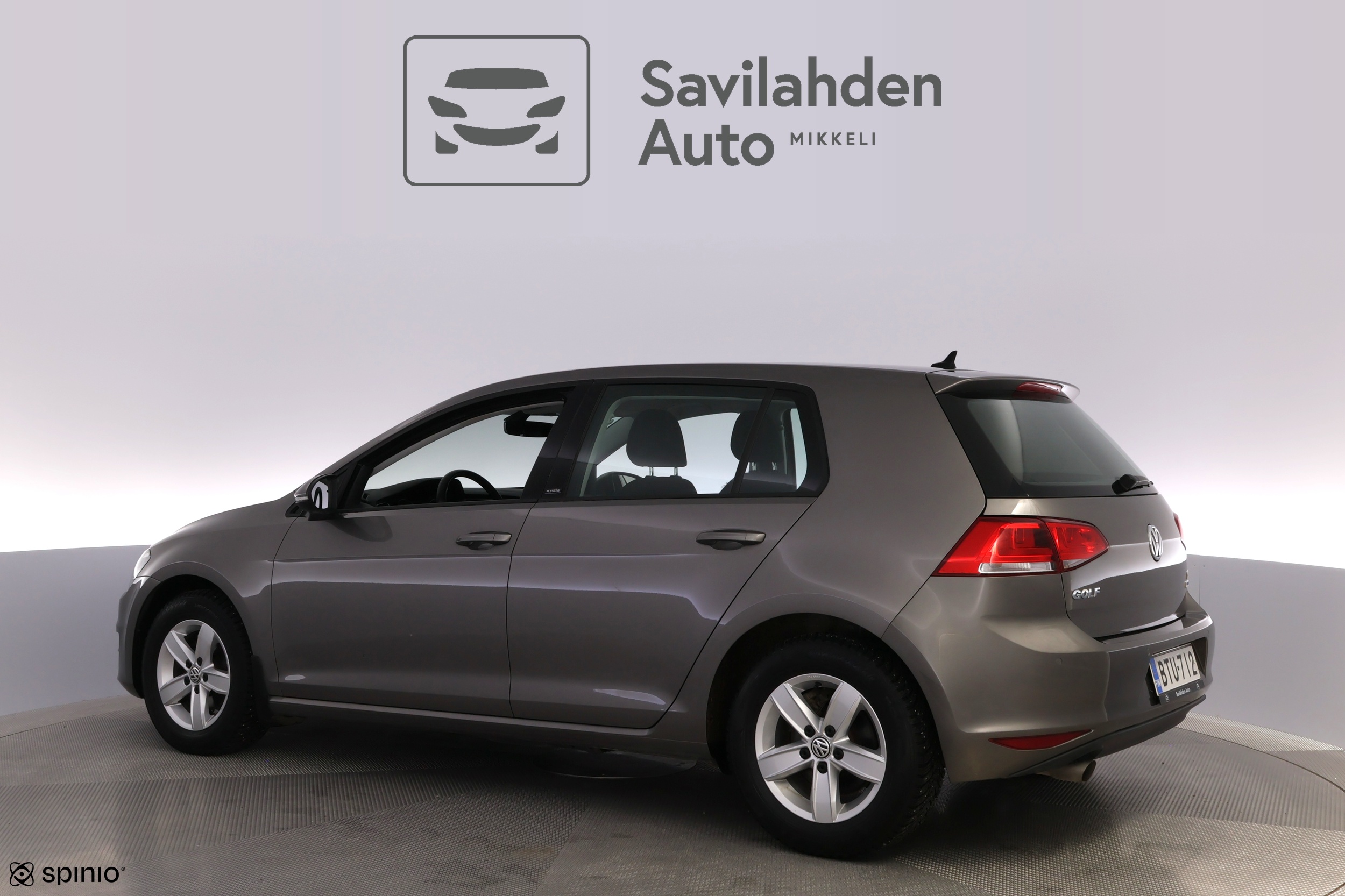 VOLKSWAGEN Golf 2017