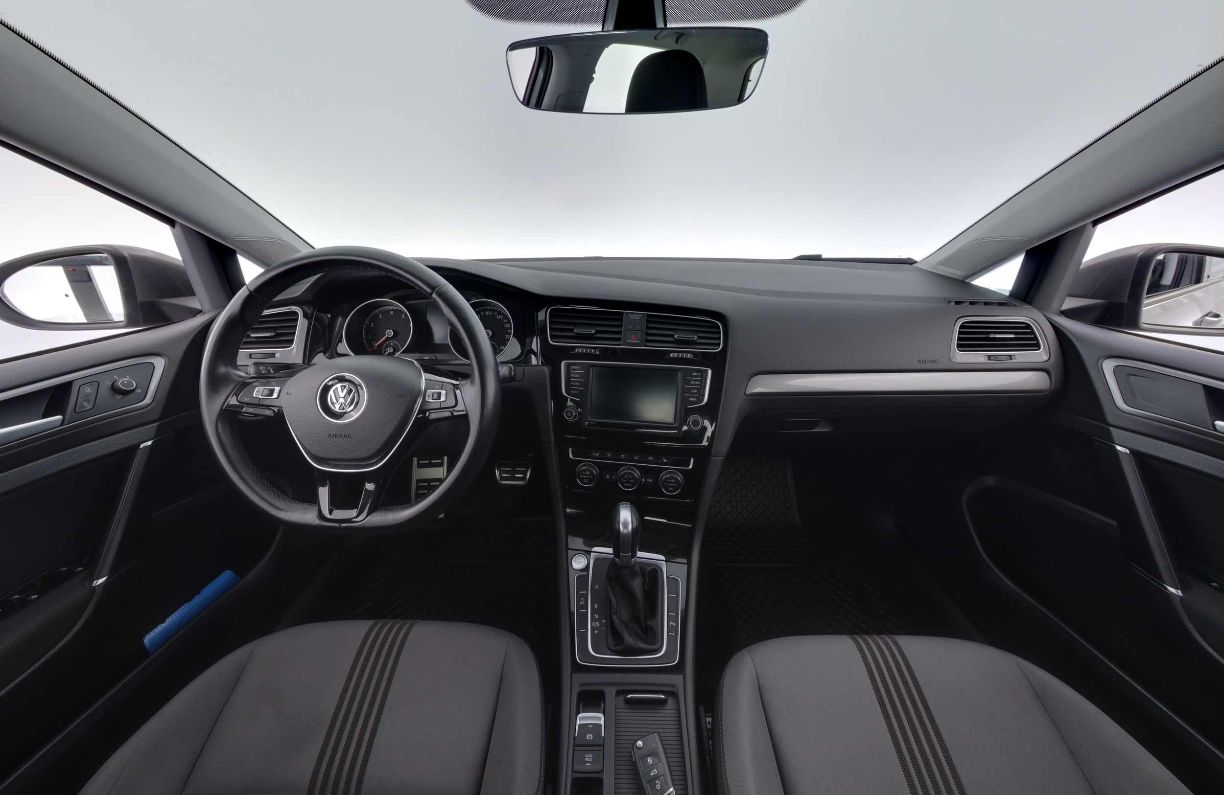 VOLKSWAGEN Golf 2017