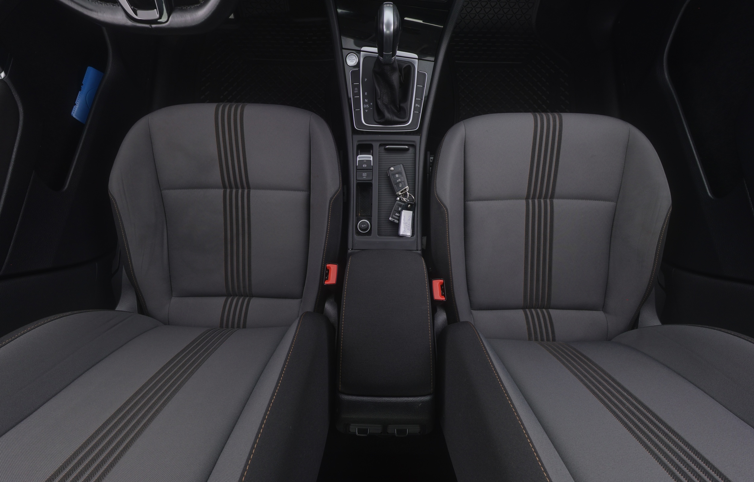 VOLKSWAGEN Golf 2017