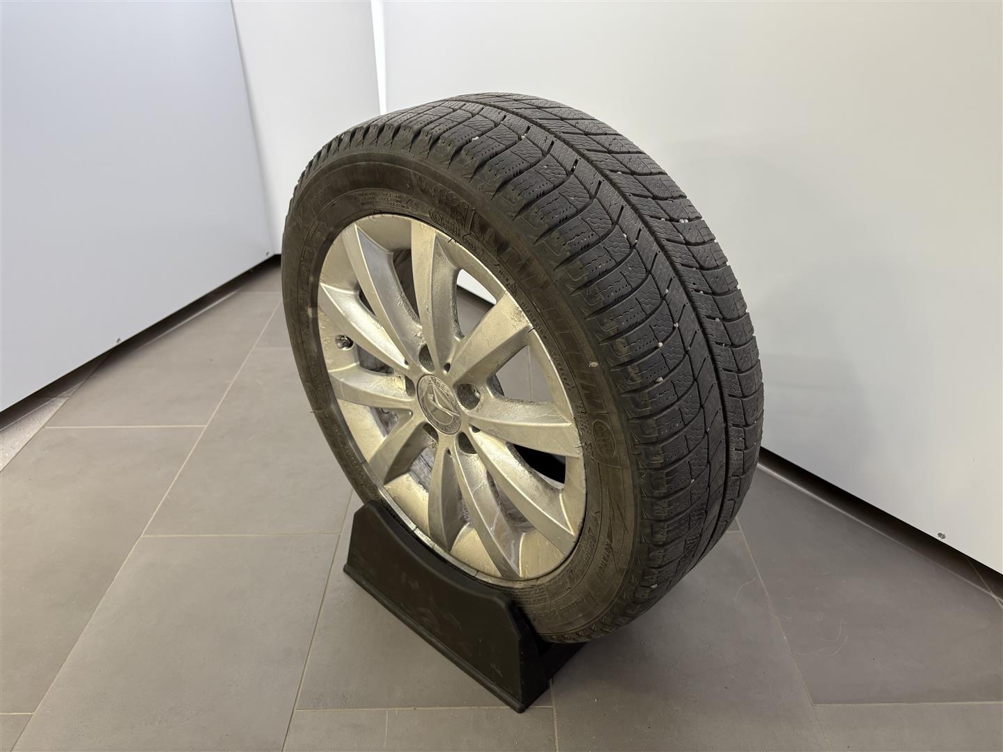 MERCEDES-BENZ B 2015