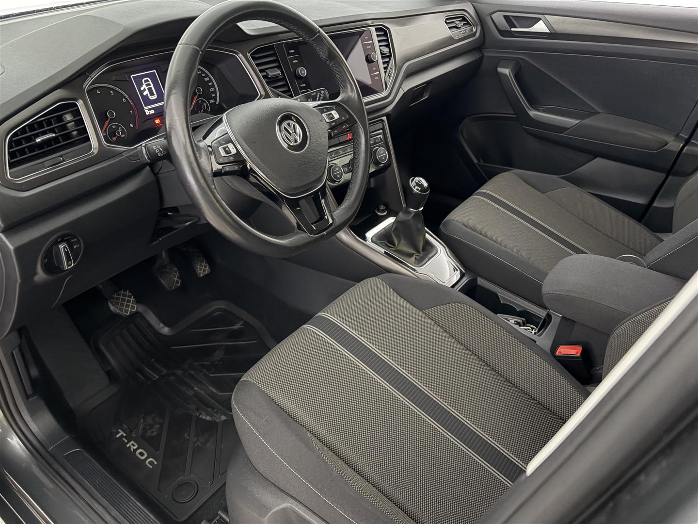 VOLKSWAGEN T-Roc 2019