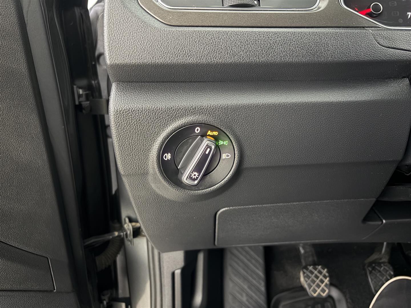 VOLKSWAGEN T-Roc 2019
