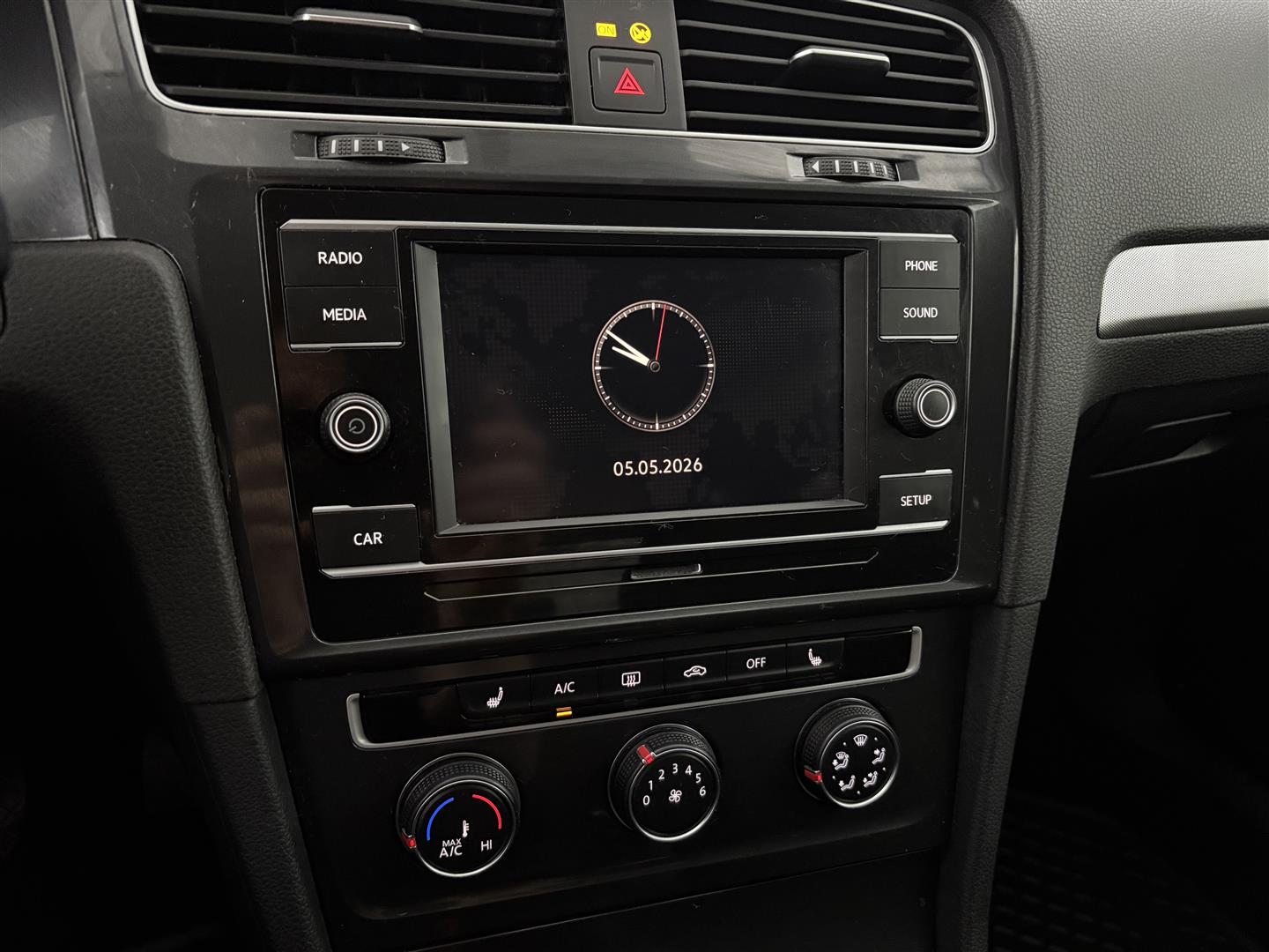 VOLKSWAGEN Golf 2019