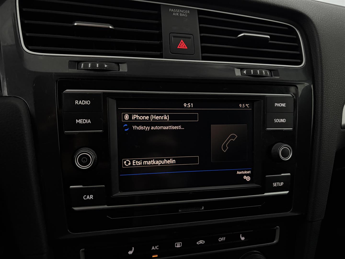 VOLKSWAGEN Golf 2019