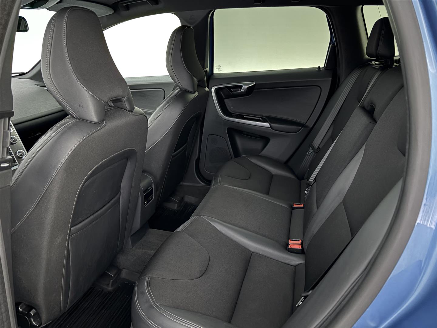 VOLVO XC60 2015