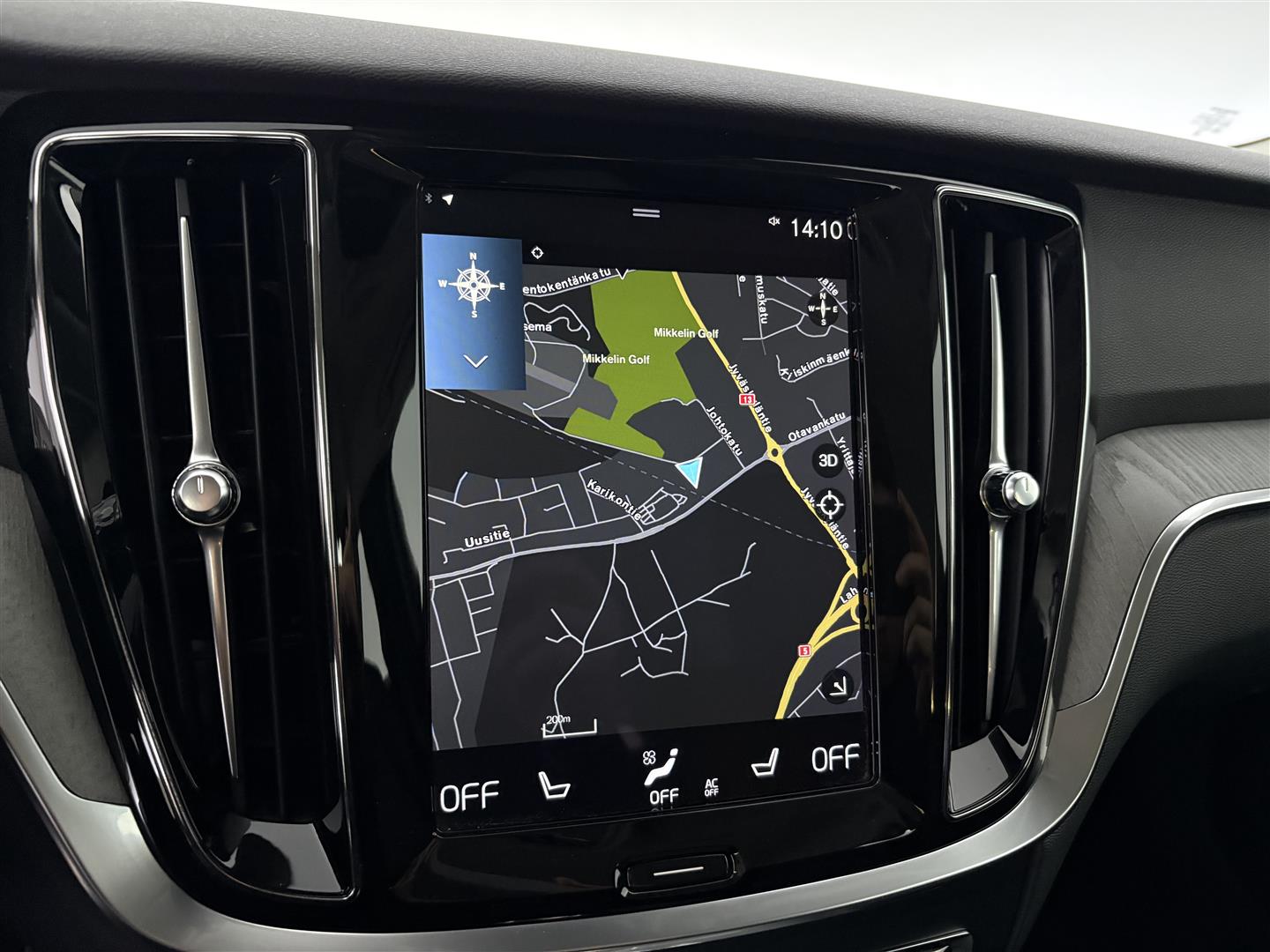 VOLVO V60 2021