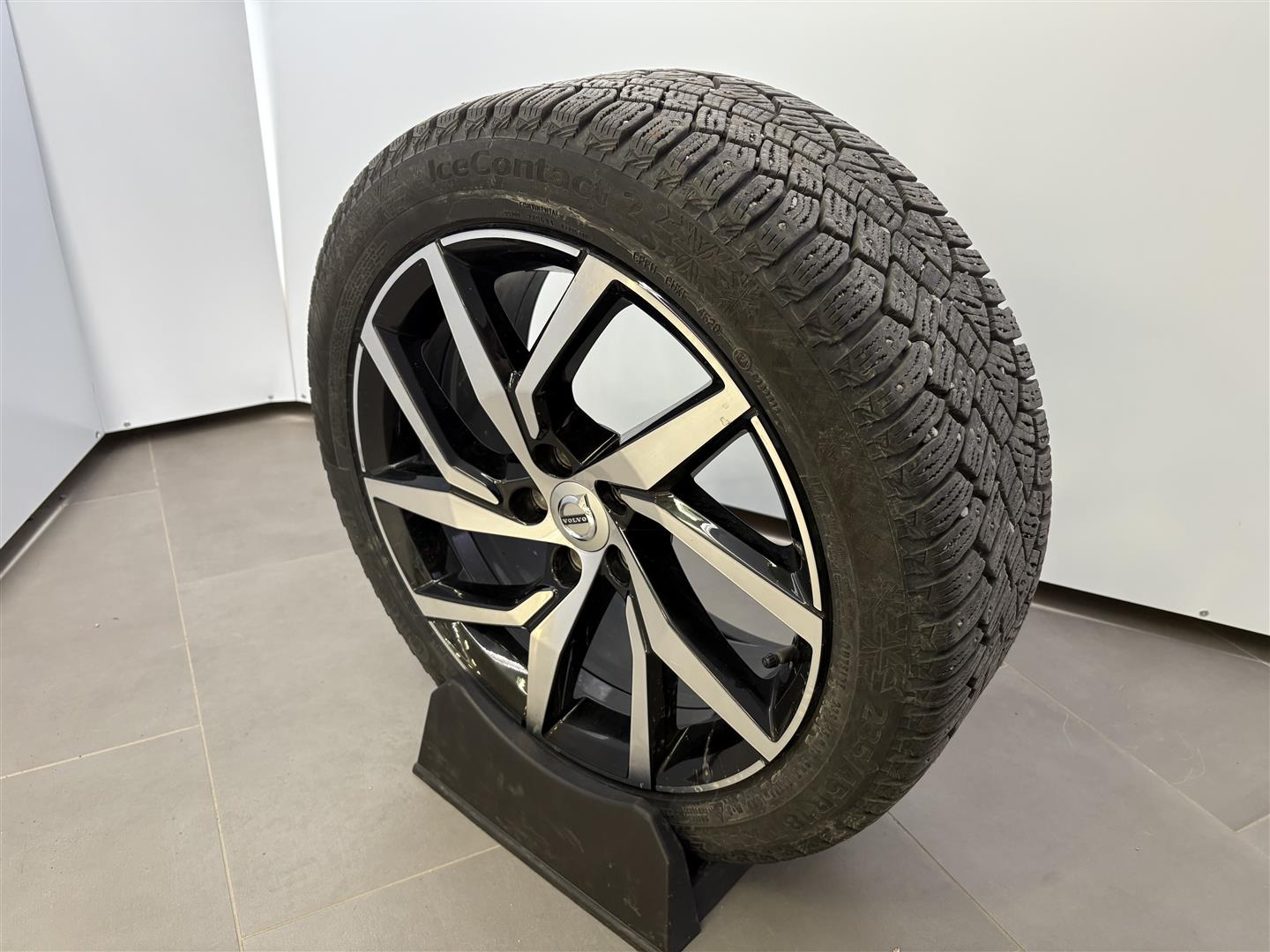 VOLVO V60 2021