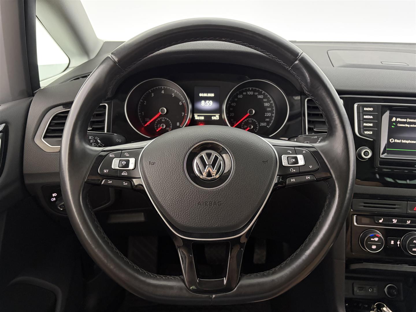 VOLKSWAGEN Golf Sportsvan 2015