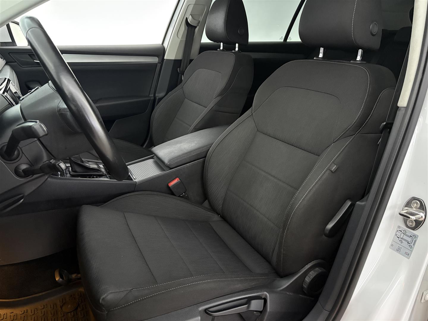 SKODA Superb 2015