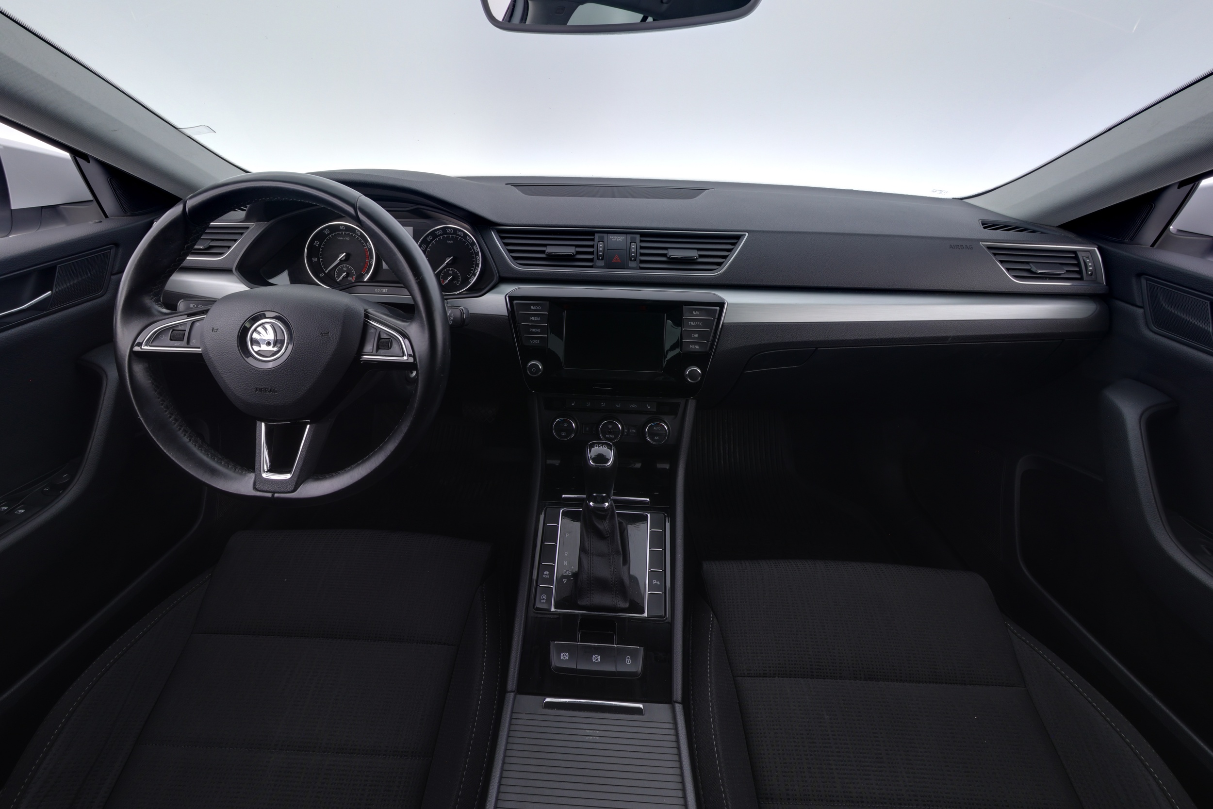 SKODA Superb 2015