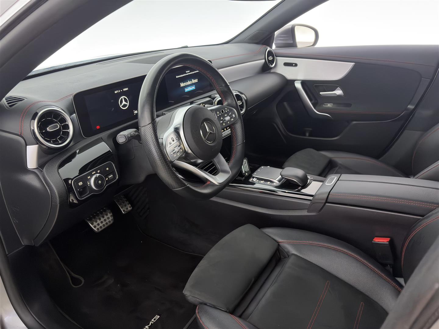 MERCEDES-BENZ CLA 2020