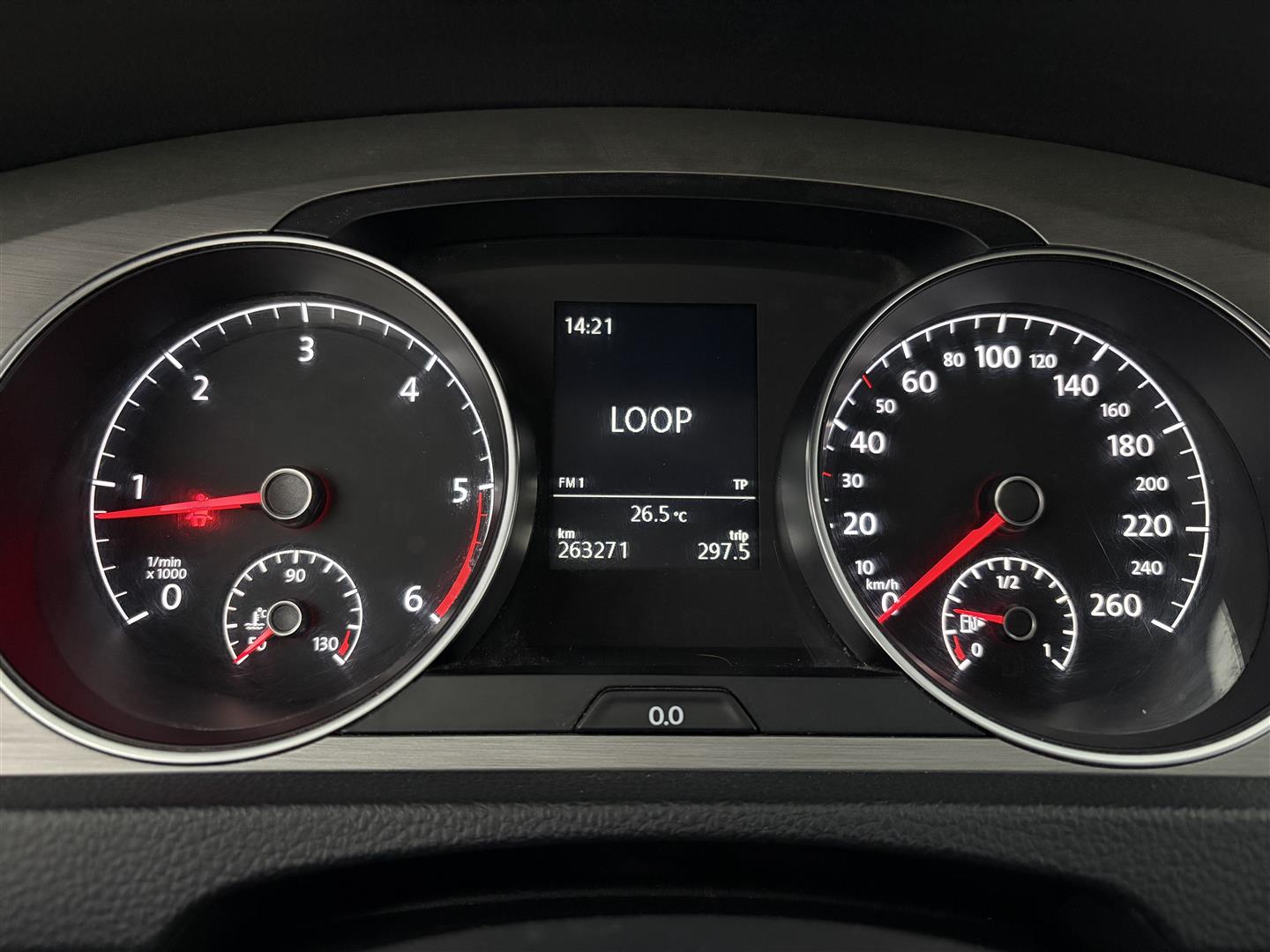 VOLKSWAGEN Golf 2015