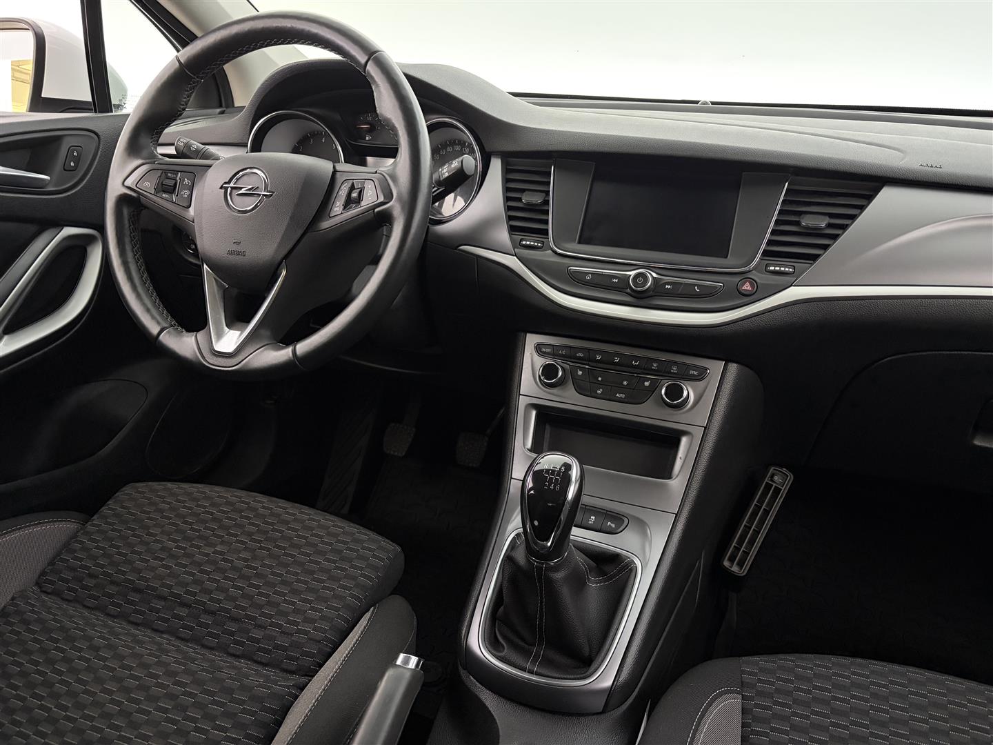 OPEL Astra 2020