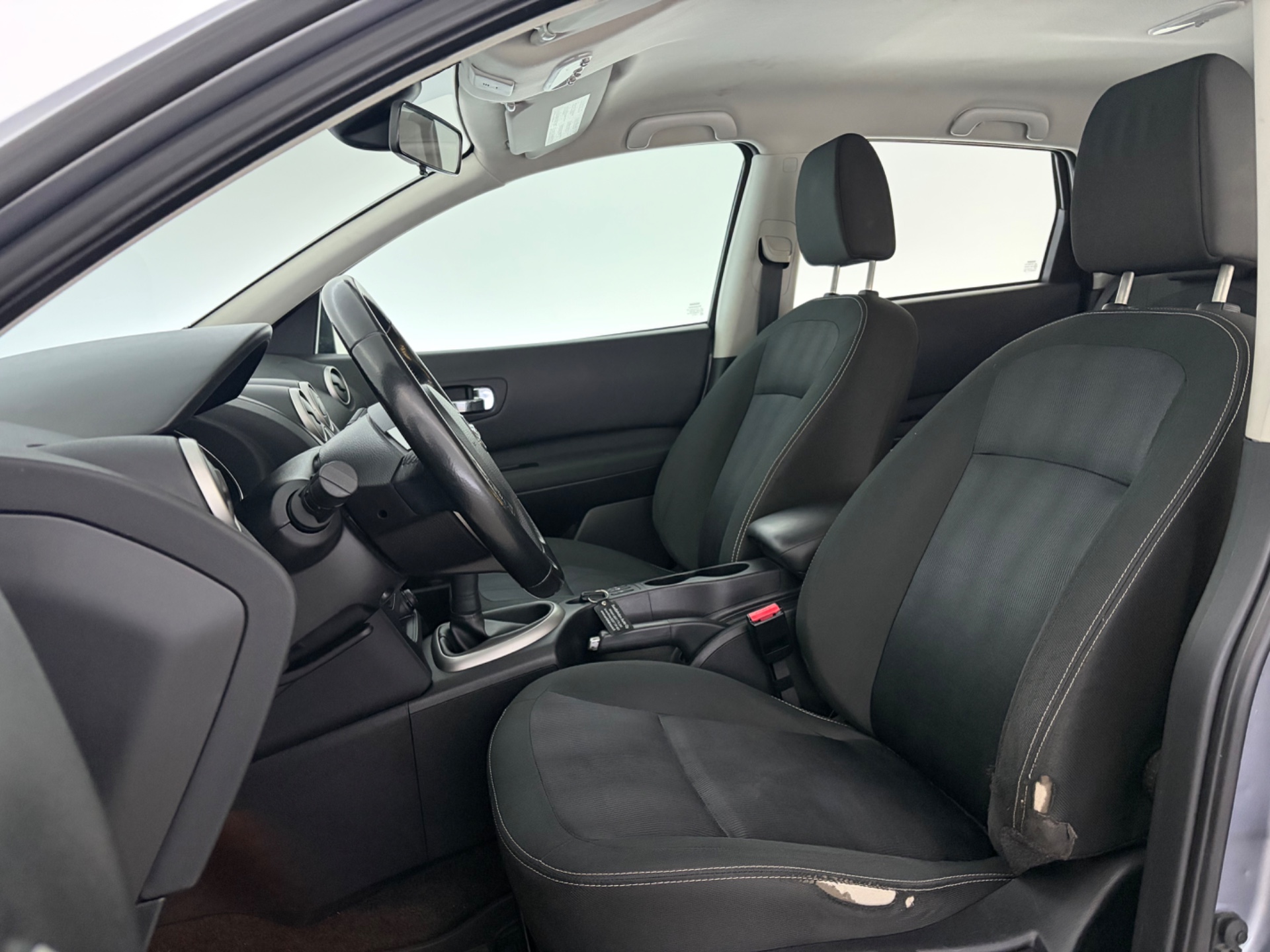 NISSAN Qashqai 2012