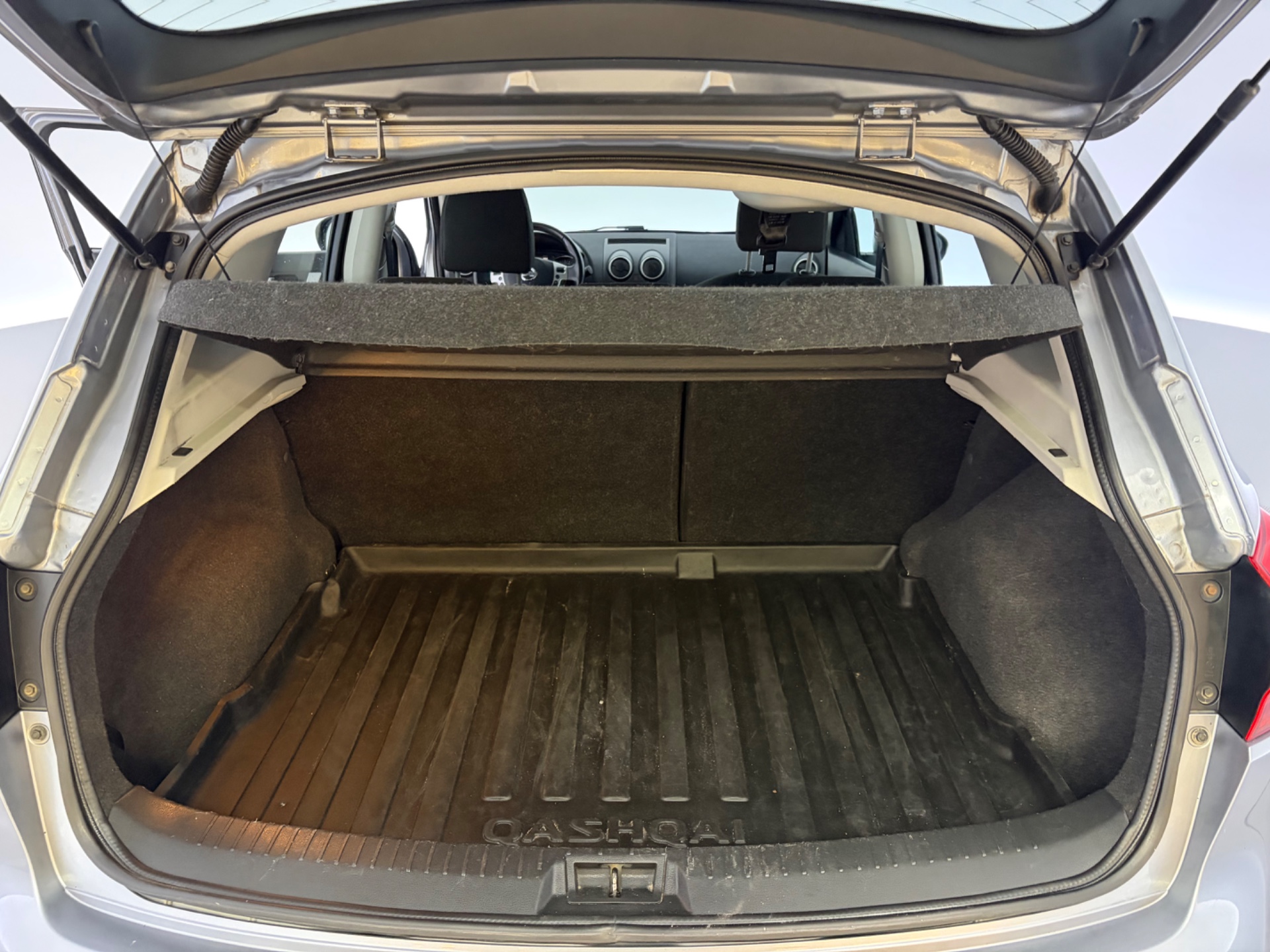 NISSAN Qashqai 2012