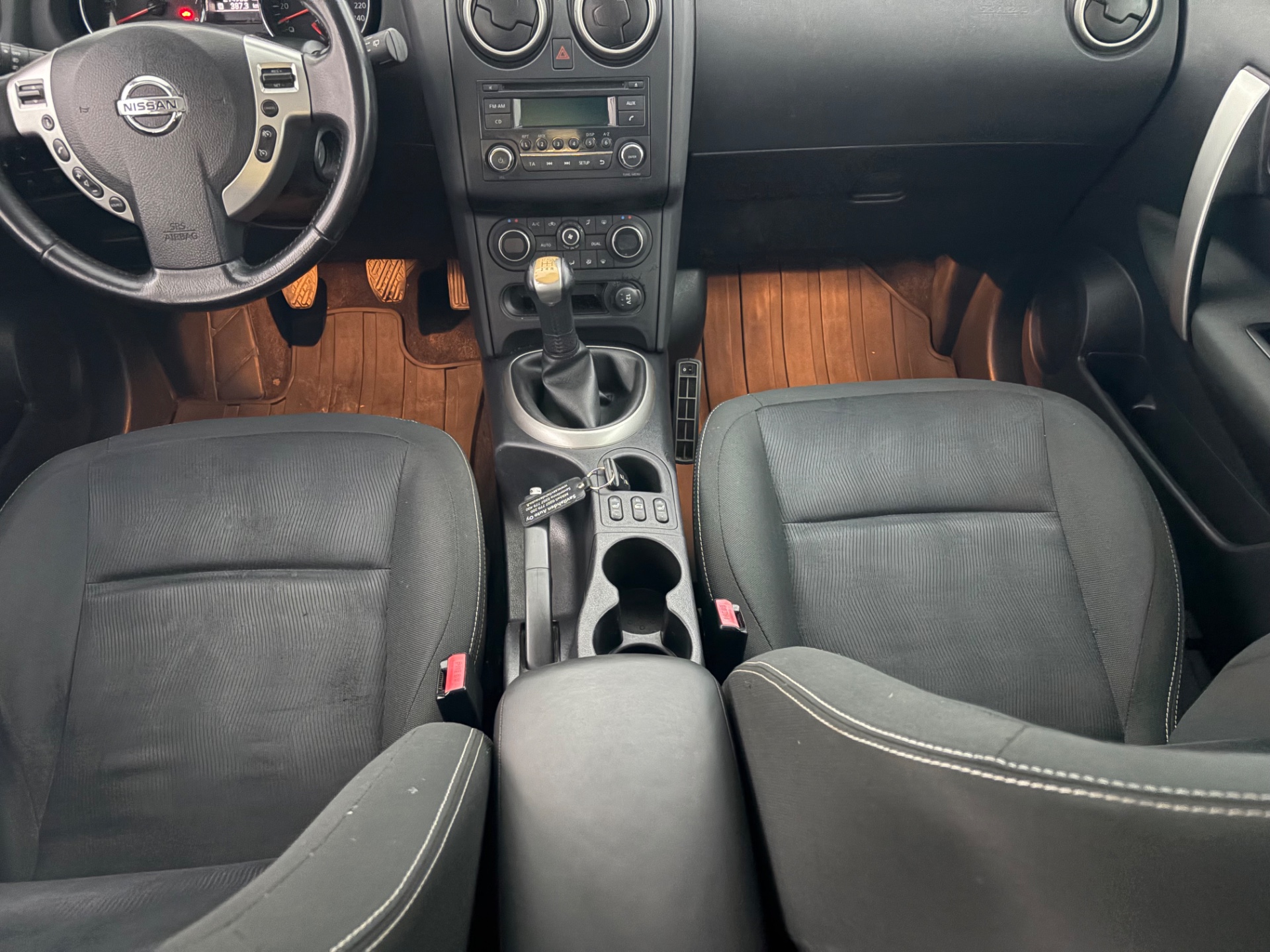 NISSAN Qashqai 2012