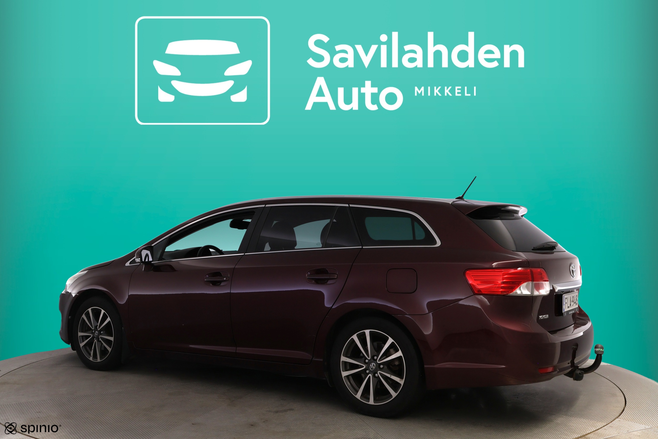 TOYOTA Avensis 2013