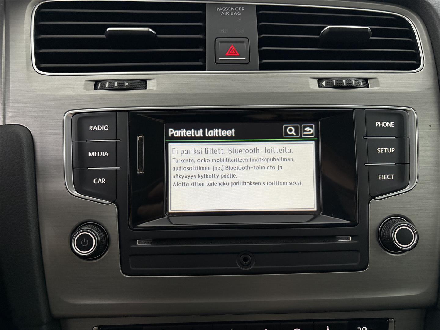 VOLKSWAGEN Golf 2016
