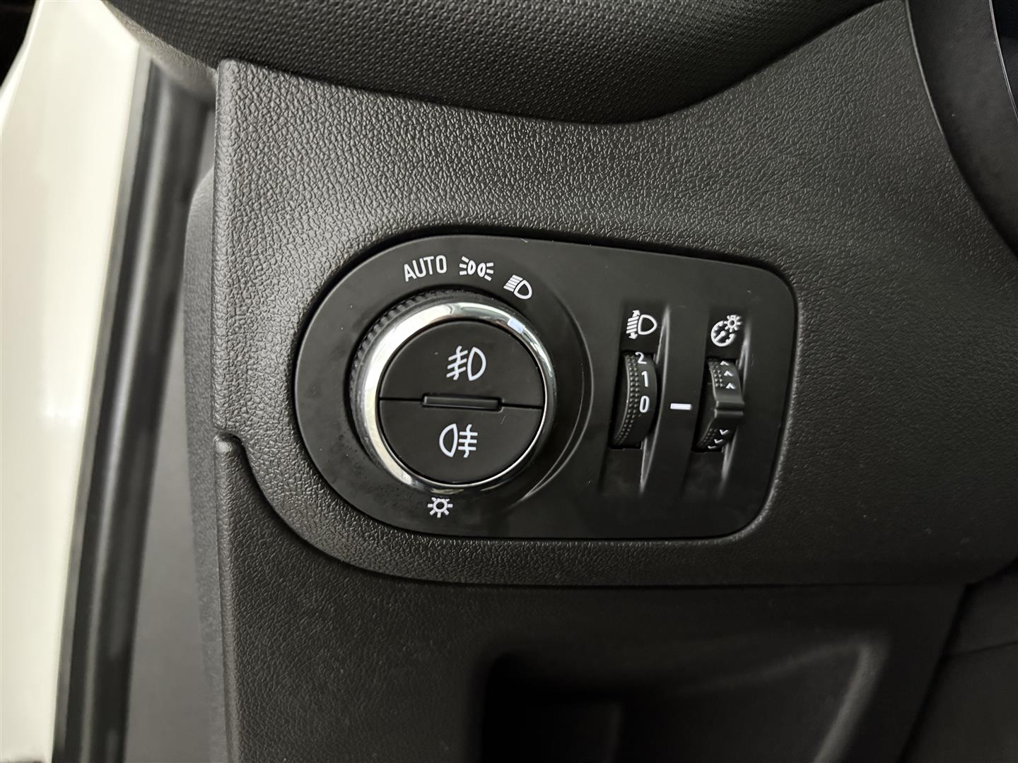 OPEL Crossland 2021