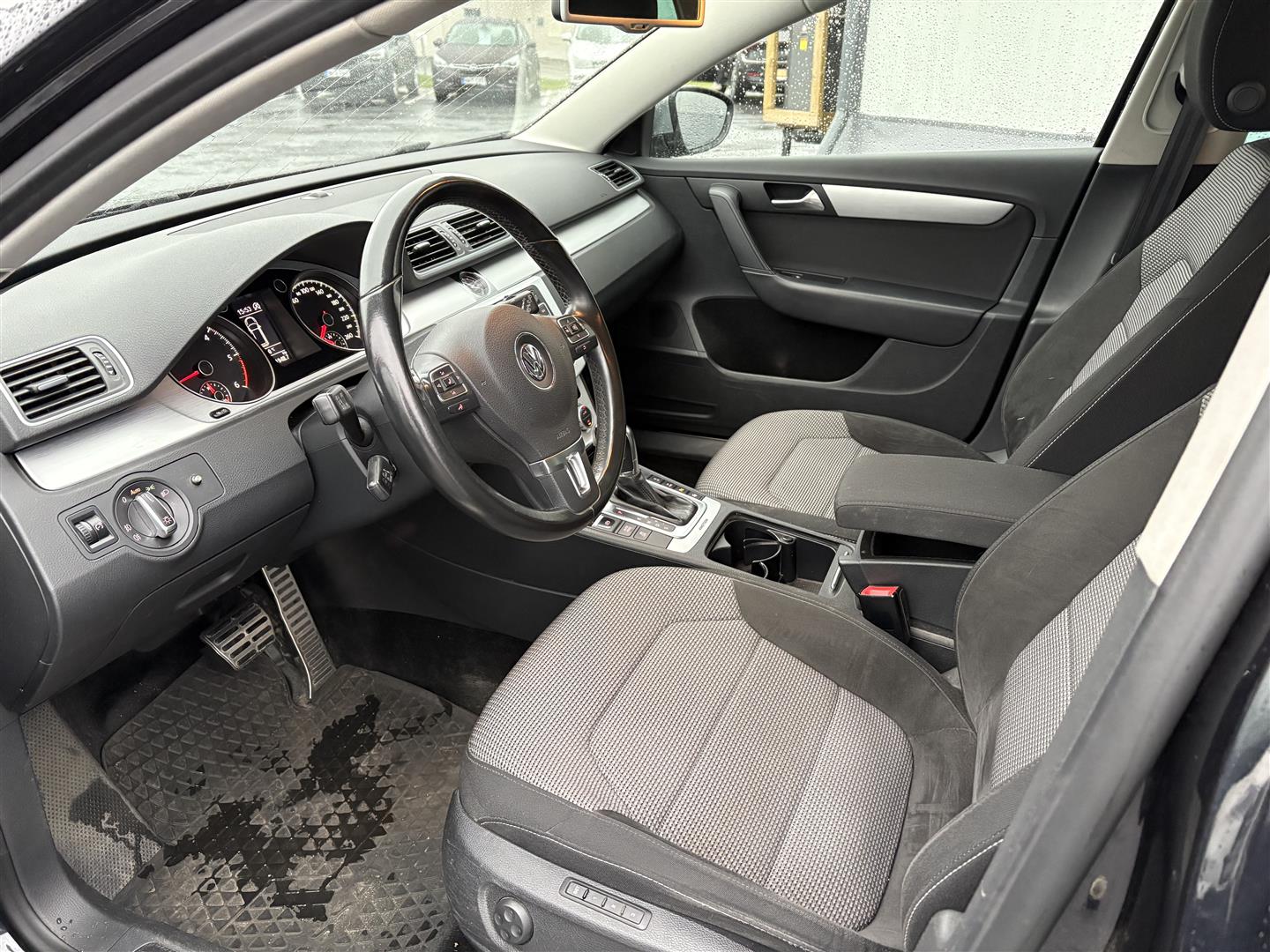 VOLKSWAGEN Passat 2013